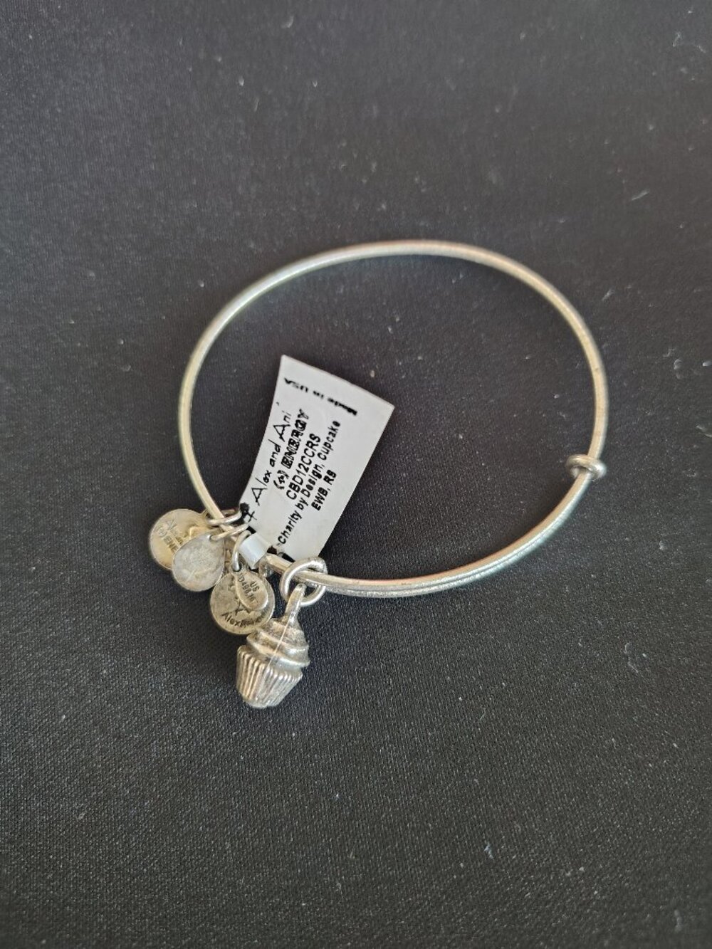 New 🧁 Alex and Ani CupCake Bangle 🧁     #840
